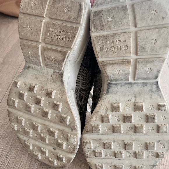 Gucci Rhyton sneaker~ - Picture 4 of 5